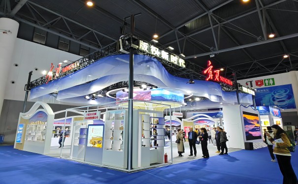 新手參展商如何找專業的重慶展臺搭建公司？