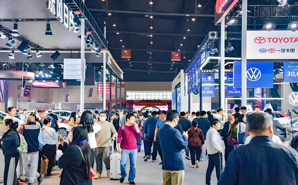 成都“小目標”：打造會展經(jīng)濟新高地